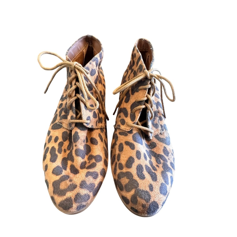DV Dolce Vita Leopard Print Lace Up Chukka Ankle Boots Womens Brown‎ Tan Spotted